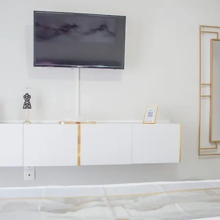 Apartment For 4 Pers At Kerameiko Metro St *